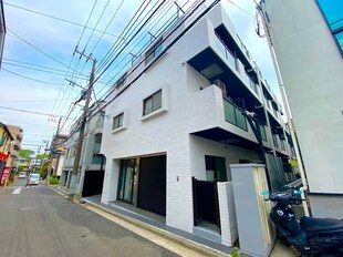 横浜ポ－トマンションの物件外観写真